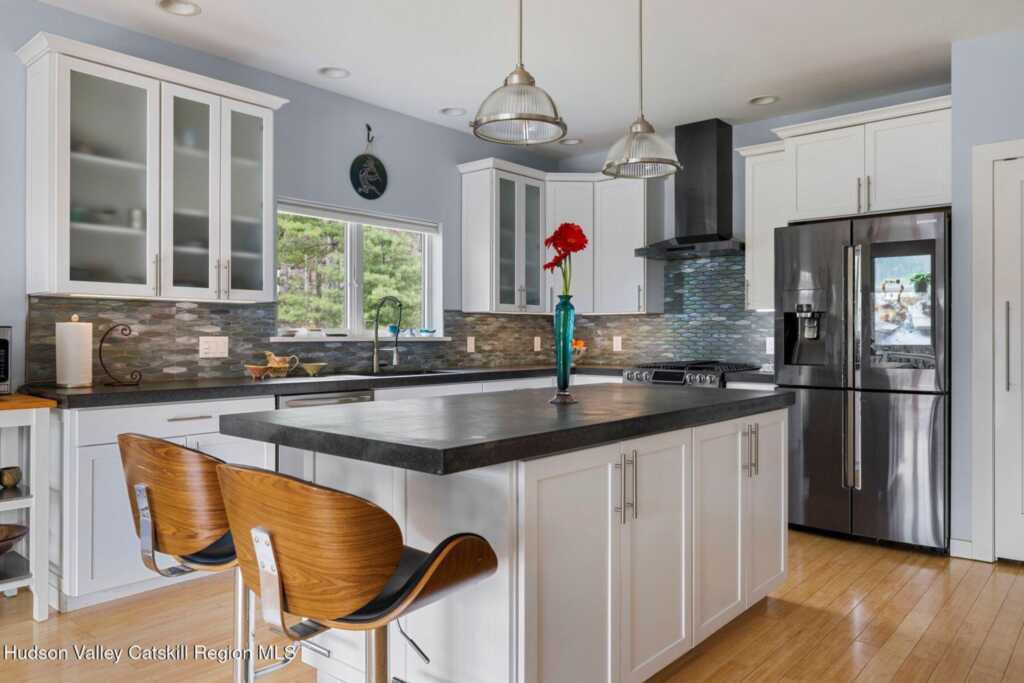 9 Chesters Place, Woodstock, NY 12498 - Photo 12 of 44