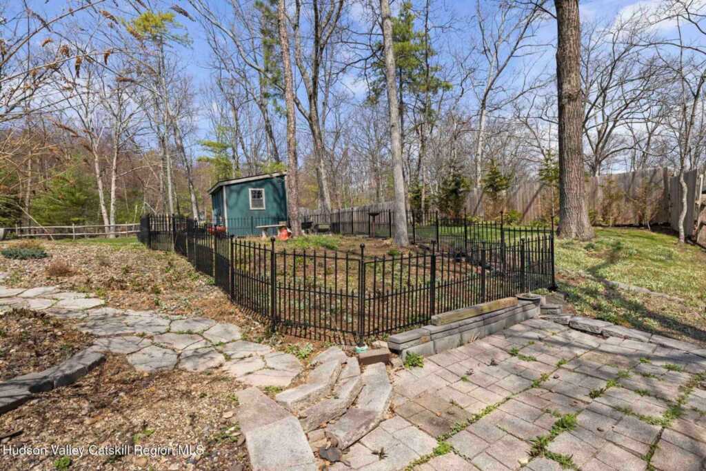9 Chesters Place, Woodstock, NY 12498 - Photo 40 of 44