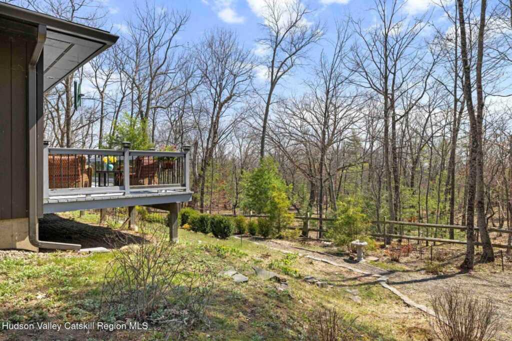 9 Chesters Place, Woodstock, NY 12498 - Photo 42 of 44