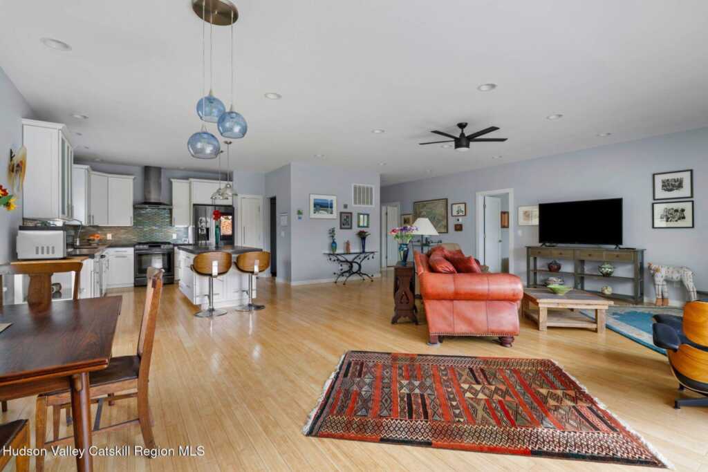 9 Chesters Place, Woodstock, NY 12498 - Photo 6 of 44