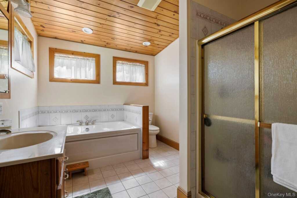 452 Mountain Road, Rosendale, NY 12440 - Photo 10 of 50