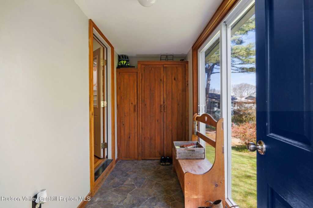 452 Mountain Road, High Falls, NY 12440 - Photo 3 of 50