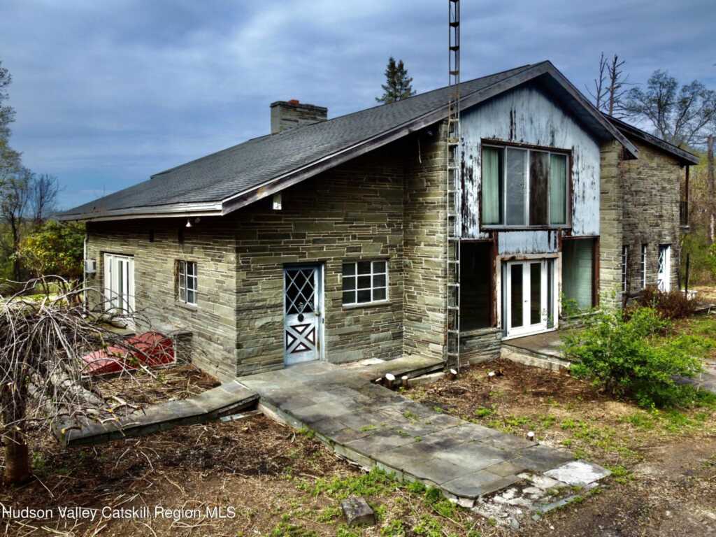 3058 New York 32, Saugerties, NY 12477 - Photo 2 of 50