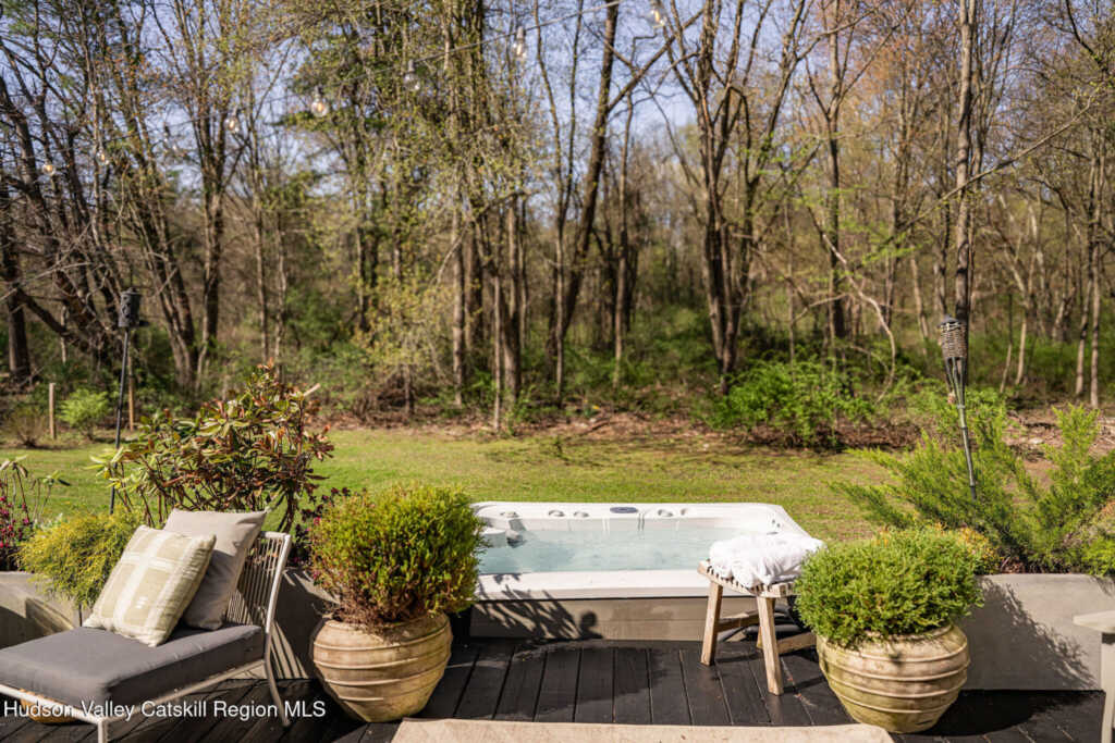 674 Glasco Turnpike, Saugerties, NY 12477 - Photo 32 of 47