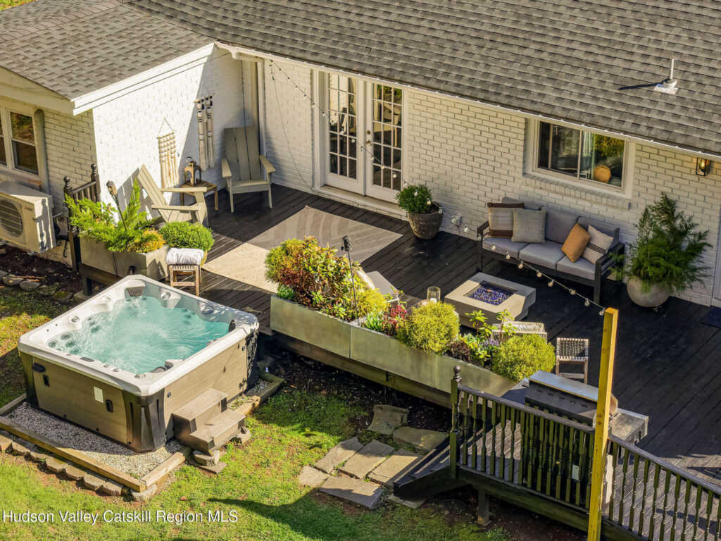 674 Glasco Turnpike, Saugerties, NY 12477 - Photo 39 of 47