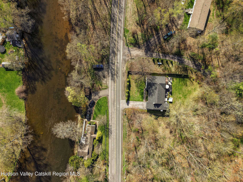 674 Glasco Turnpike, Saugerties, NY 12477 - Photo 45 of 47