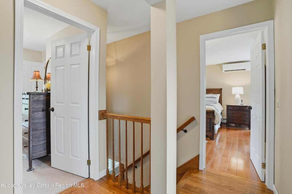 496 Mountain View Avenue, Hurley, NY 12443 - Photo 21 of 40