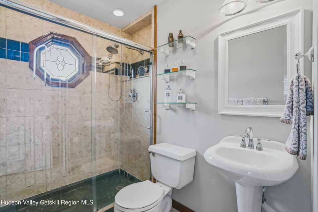 496 Mountain View Avenue, Hurley, NY 12443 - Photo 25 of 40