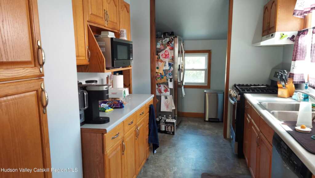 22 Van Gaasbeck Street, Kingston, NY 12401 - Photo 28 of 50