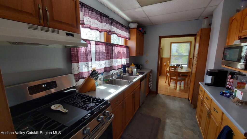 22 Van Gaasbeck Street, Kingston, NY 12401 - Photo 30 of 50