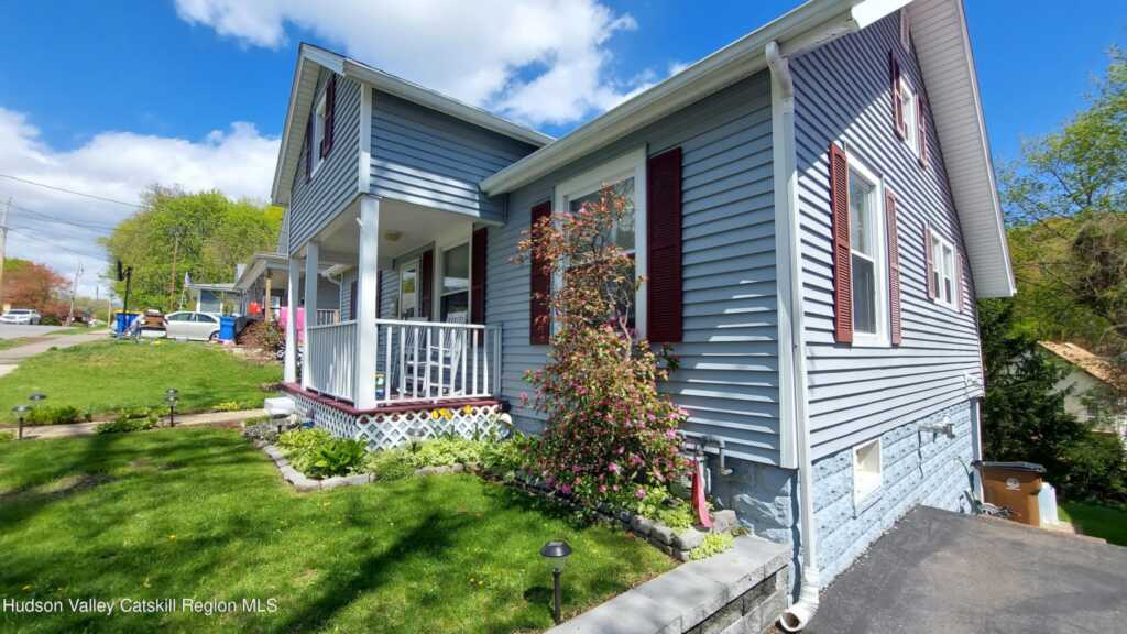 22 Van Gaasbeck Street, Kingston, NY 12401 - Photo 6 of 50