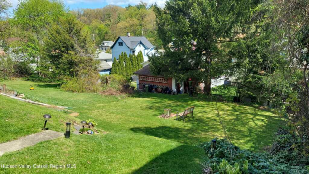 22 Van Gaasbeck Street, Kingston, NY 12401 - Photo 8 of 50