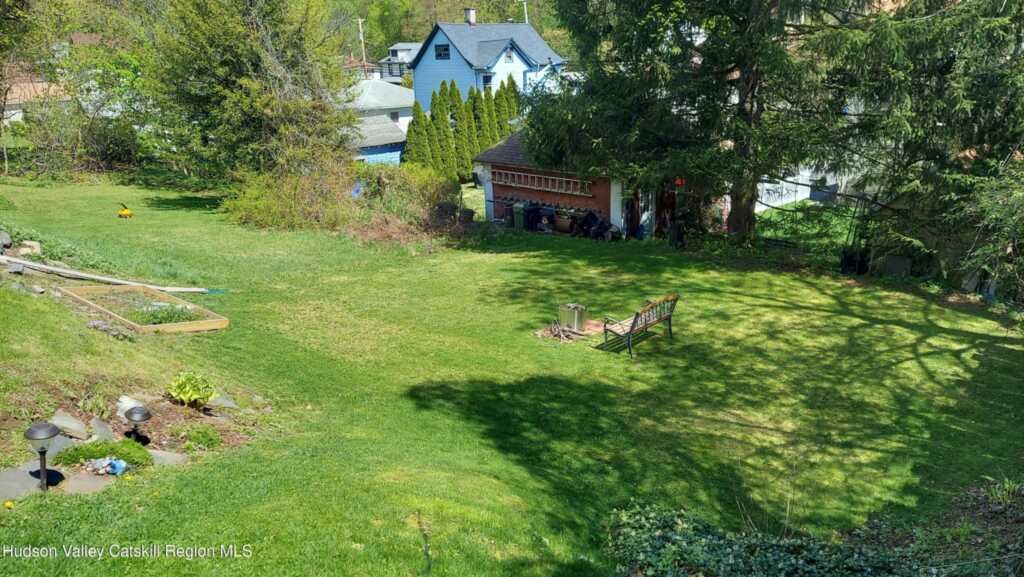 22 Van Gaasbeck Street, Kingston, NY 12401 - Photo 9 of 50