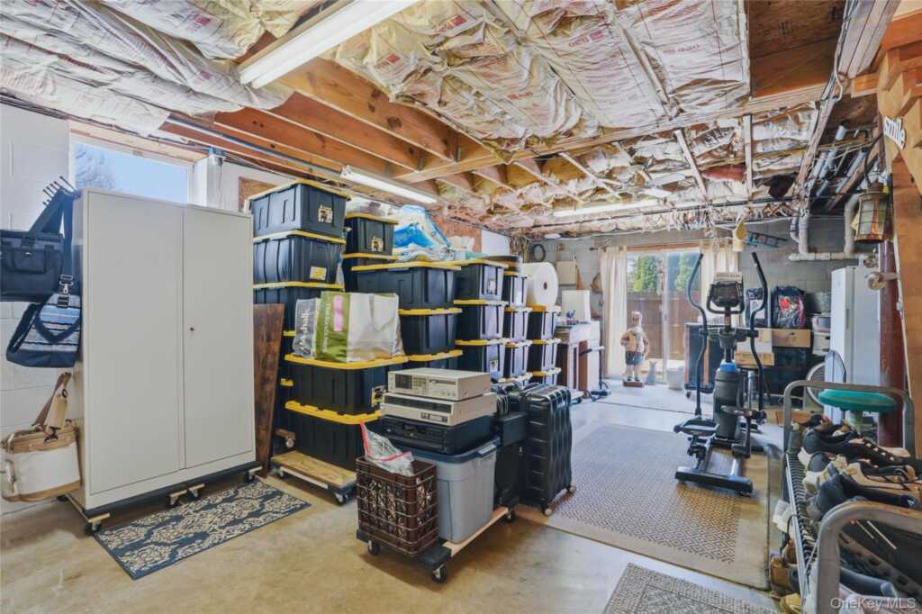 496 Mountain View Avenue, Hurley, NY 12443 - Photo 33 of 39