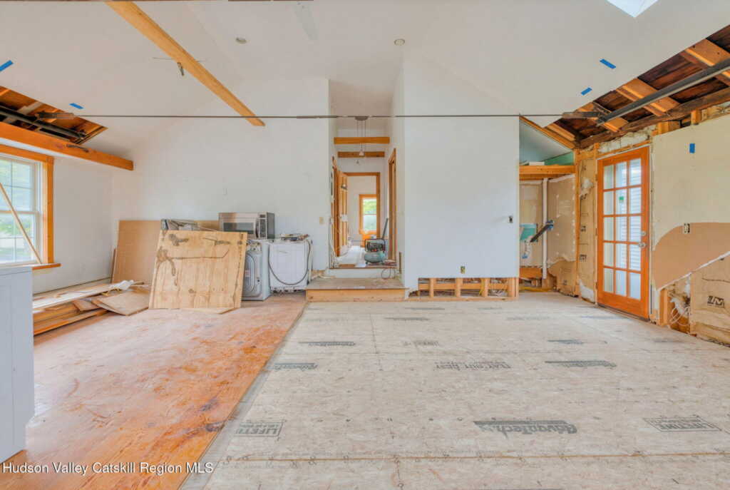 230 Partition Street, Saugerties, NY 12477 - Photo 34 of 50