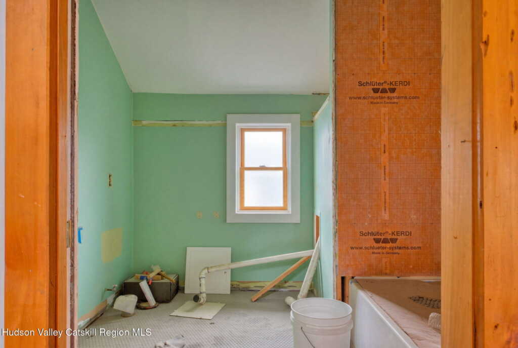 230 Partition Street, Saugerties, NY 12477 - Photo 40 of 50