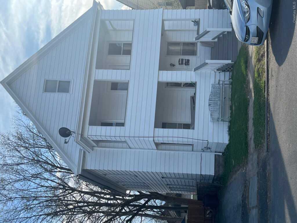 235 Smith Avenue, Kingston, NY 12401