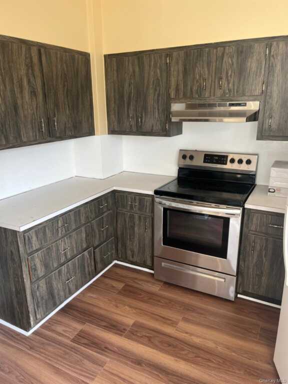 235 Smith Avenue, Kingston, NY 12401 - Photo 3 of 22