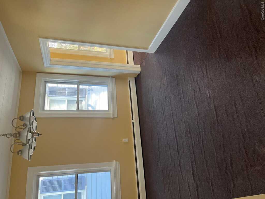 235 Smith Avenue, Kingston, NY 12401 - Photo 8 of 22