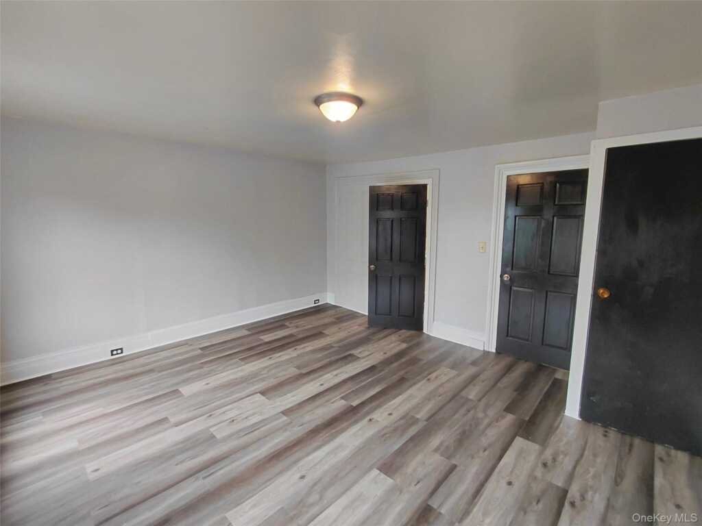 87 W Pierpont Street, Unit #4, Kingston, NY 12401 - Photo 6 of 14