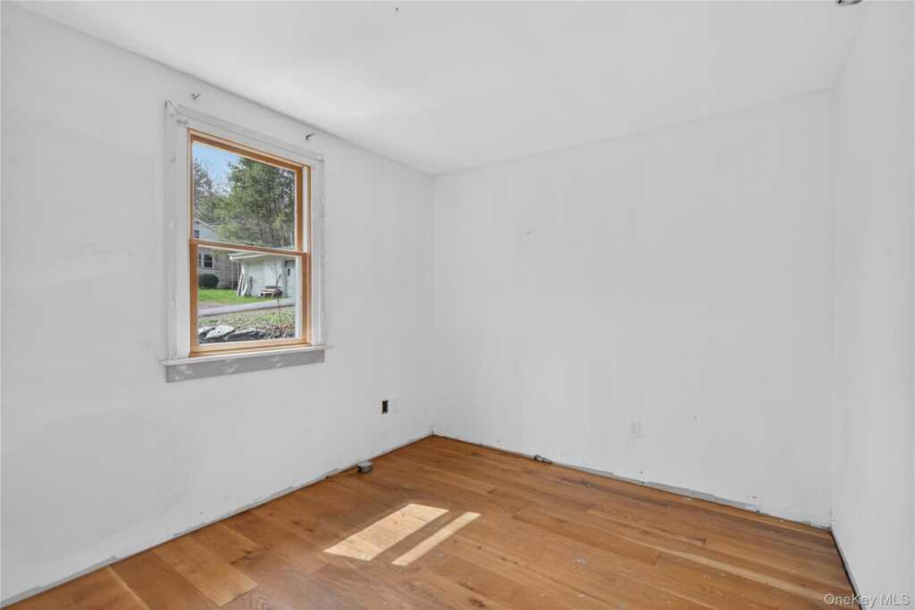 1810 Sawkill Park Road, Kingston, NY 12401 - Photo 10 of 19