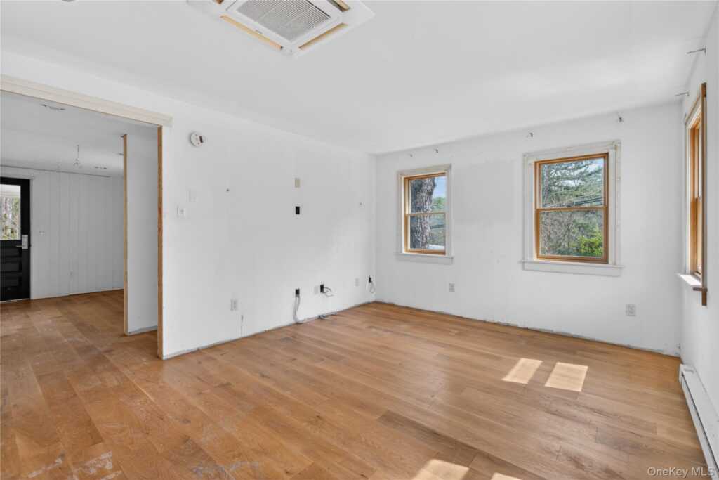 1810 Sawkill Park Road, Kingston, NY 12401 - Photo 8 of 19