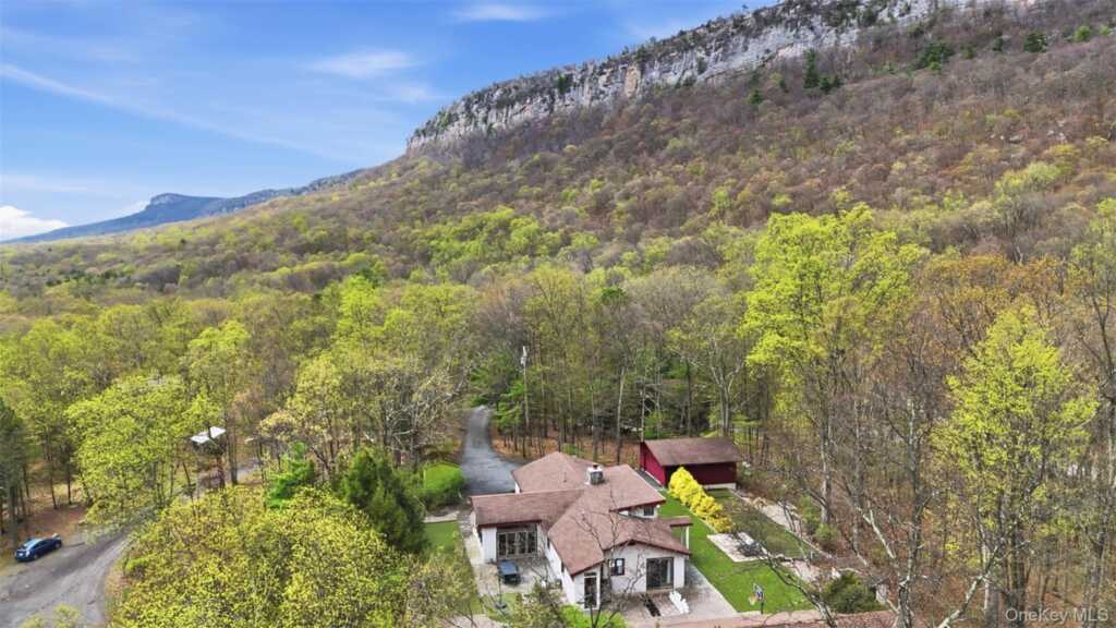 7 Marron Lane, New Paltz, NY 12561