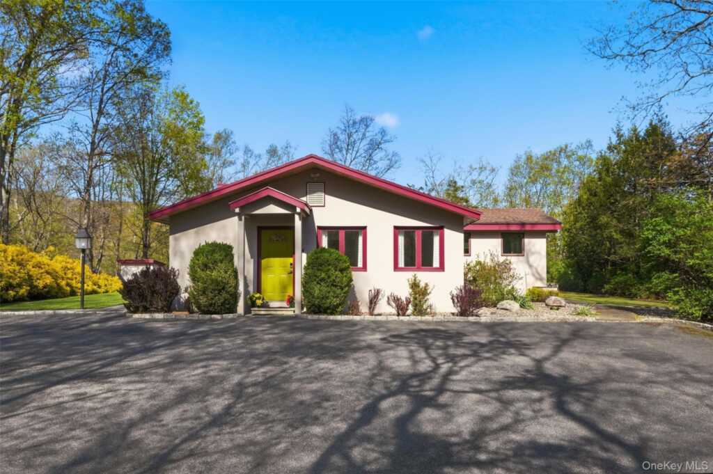 7 Marron Lane, New Paltz, NY 12561 - Photo 2 of 40