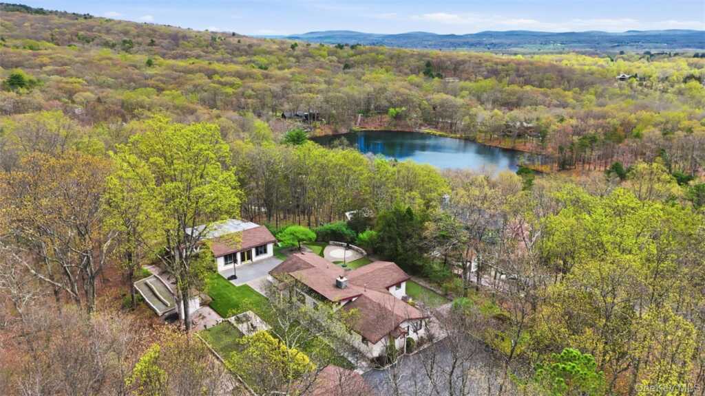 7 Marron Lane, New Paltz, NY 12561 - Photo 5 of 40