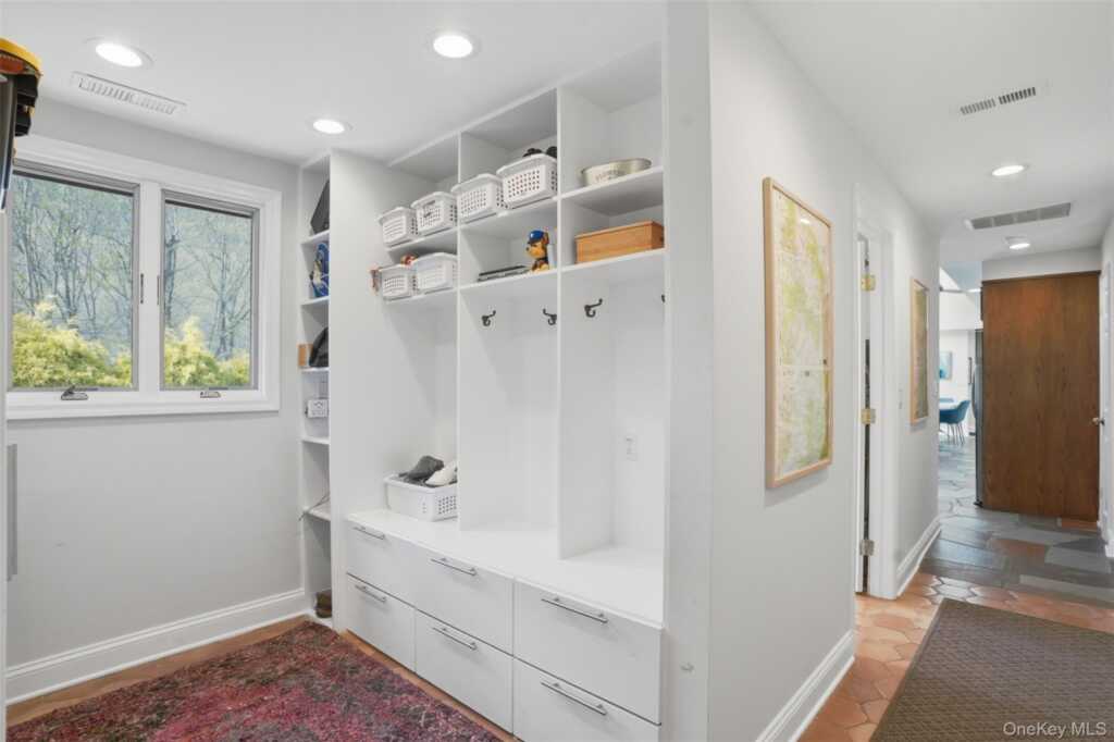7 Marron Lane, New Paltz, NY 12561 - Photo 6 of 40