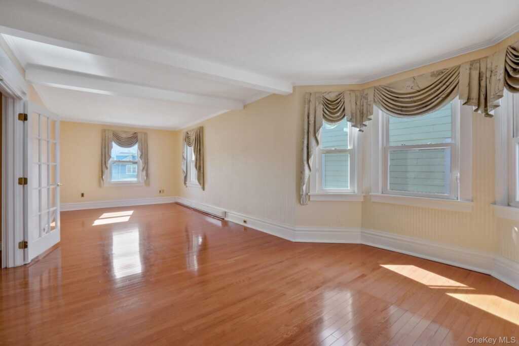 411 Albany Avenue, Kingston, NY 12401 - Photo 22 of 41