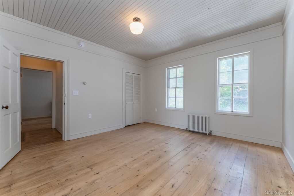 72 Hunter Street, Kingston, NY 12401 - Photo 34 of 50