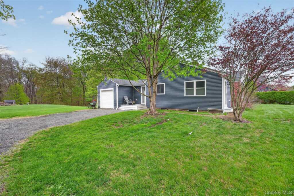 286 State Route 32, New Paltz, NY 12561 - Photo 2 of 36