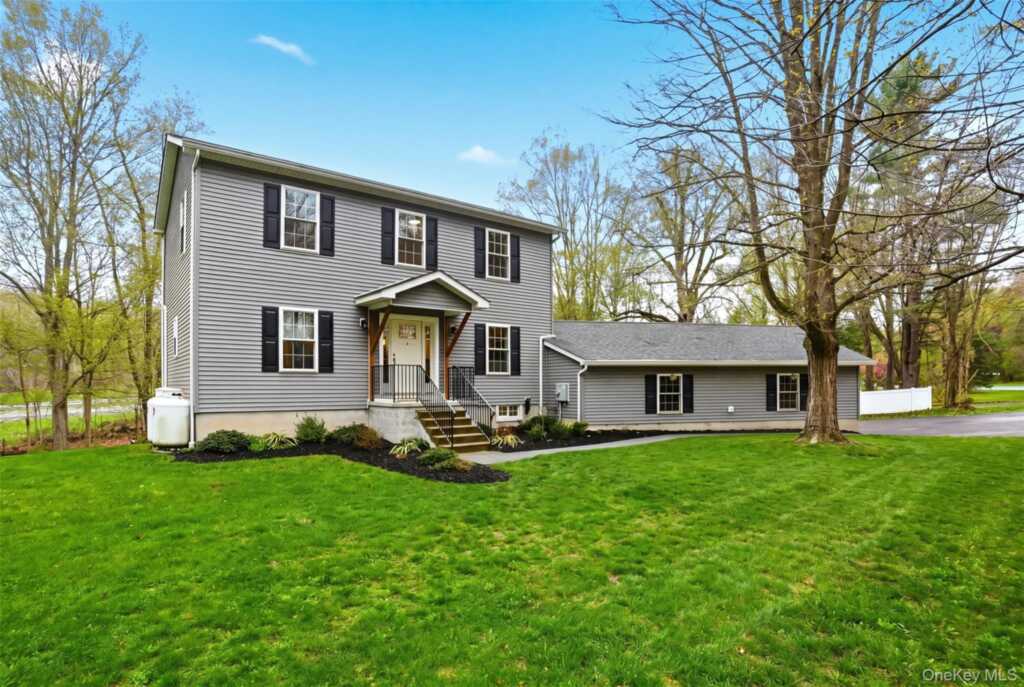 400 S Ohioville Road, New Paltz, NY 12561 - Photo 2 of 30