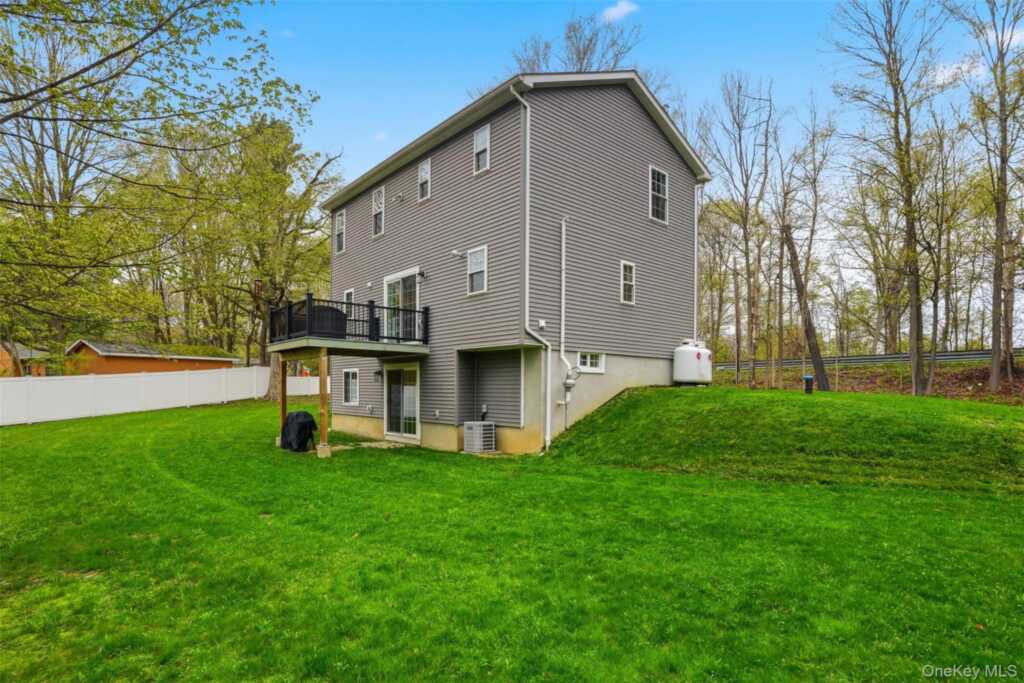 400 S Ohioville Road, New Paltz, NY 12561 - Photo 24 of 30