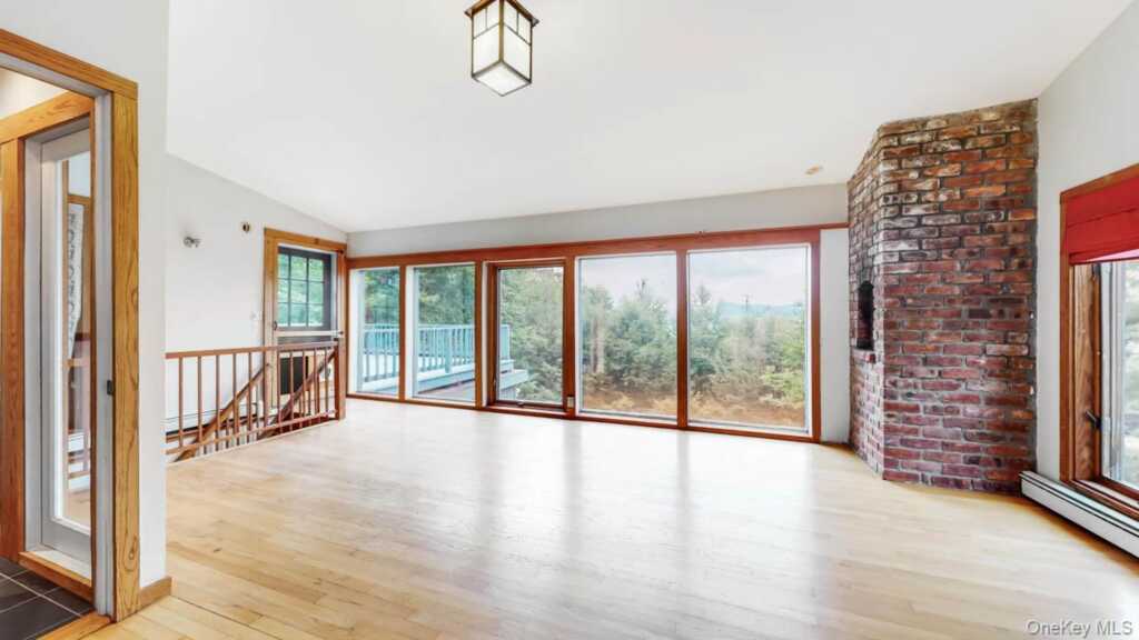 376 Abbey Road, Woodstock, NY 12457 - Photo 22 of 40