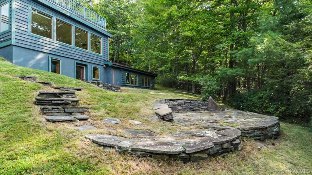 376 Abbey Road, Woodstock, NY 12457 - Photo 38 of 40