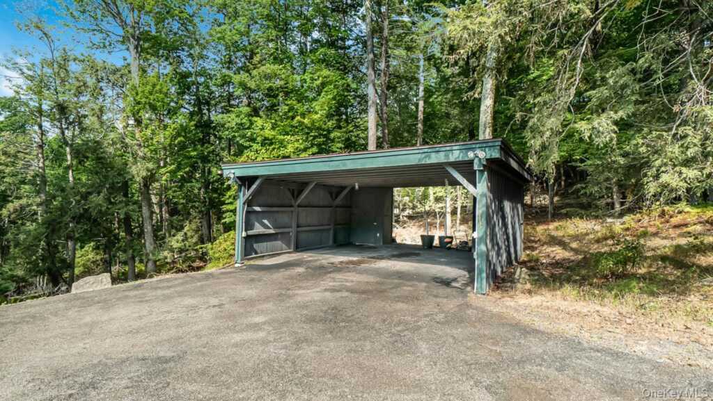 376 Abbey Road, Woodstock, NY 12457 - Photo 39 of 40