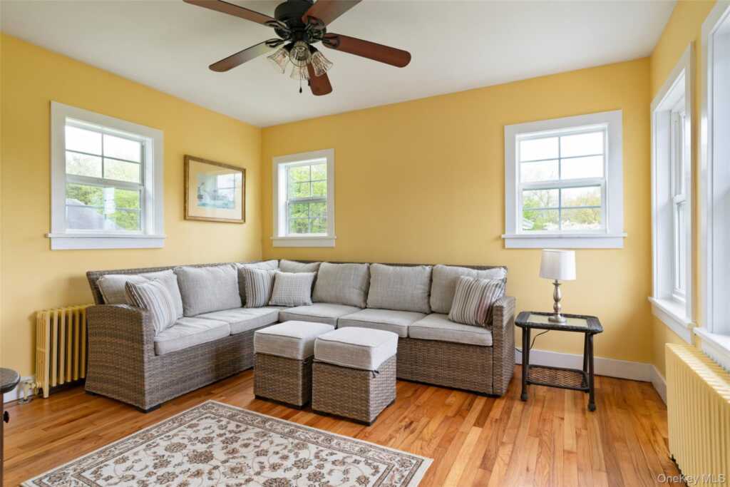2005 Old Kings Highway, Saugerties, NY 12477 - Photo 19 of 22