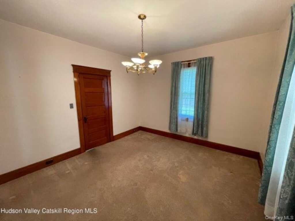 40 Jarrold Street, Kingston, NY 12401 - Photo 6 of 35
