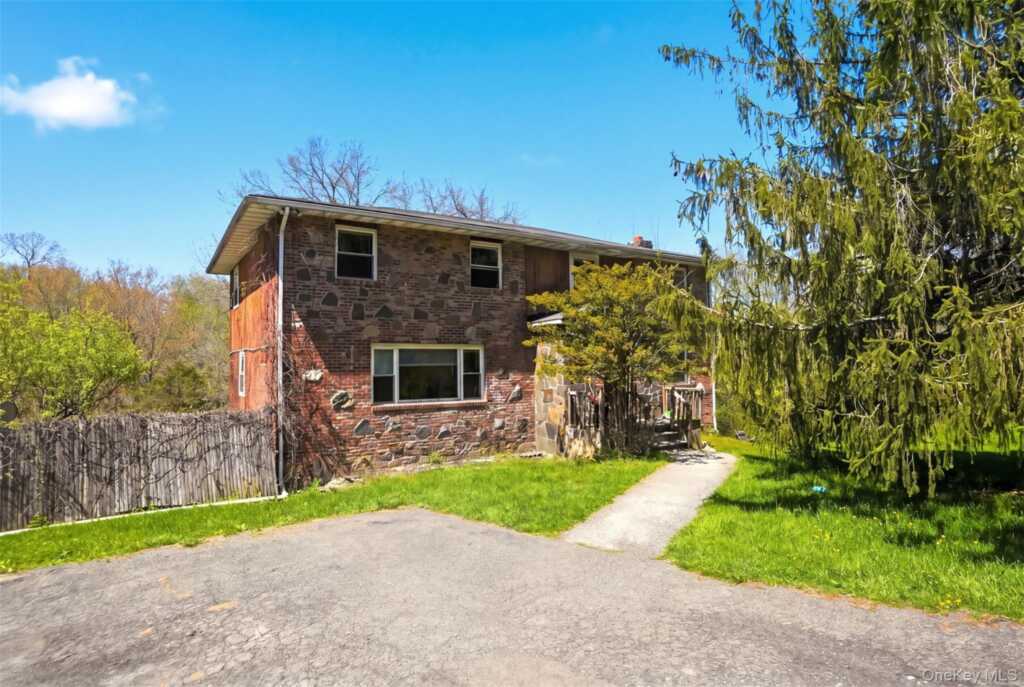 131 State Route 208, New Paltz, NY 12561 - Photo 3 of 22