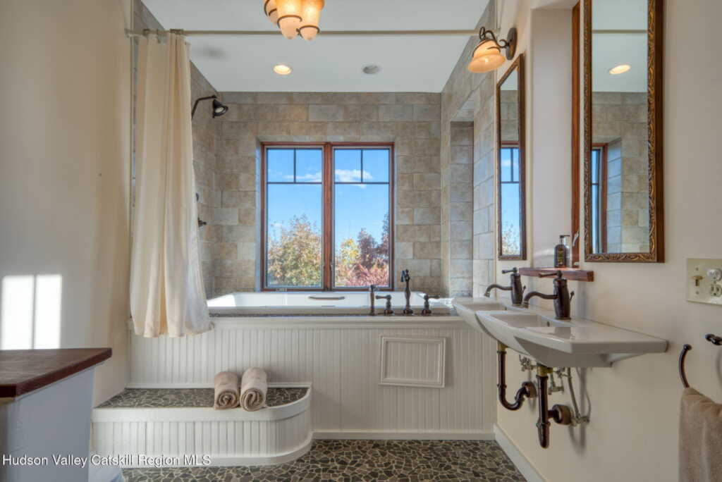 21 Ori's View Drive, Saugerties, NY 12477 - Photo 14 of 34