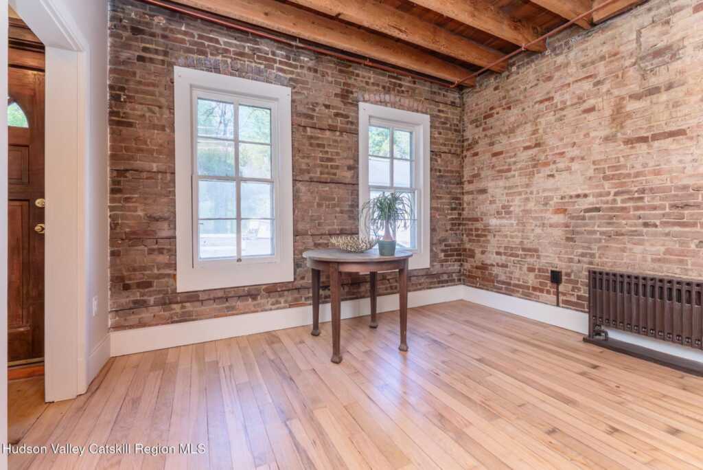 72 Hunter Street, Kingston, NY 12401 - Photo 20 of 50