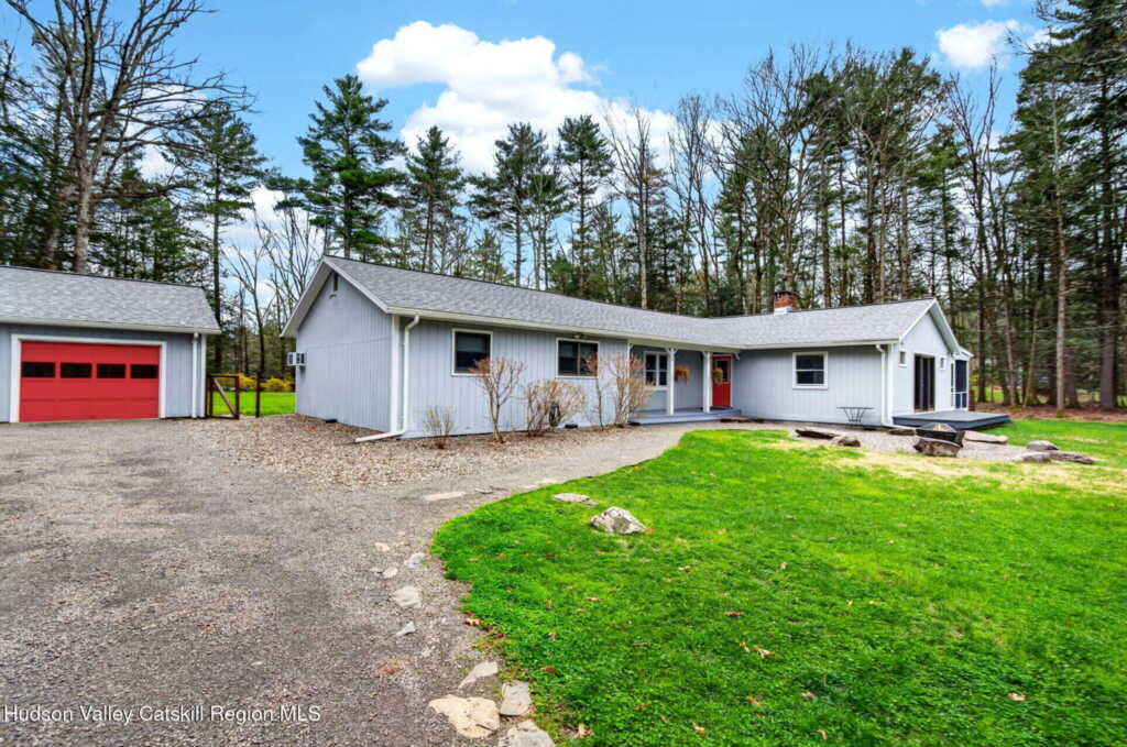64 Meher Circle, Woodstock, NY 12498