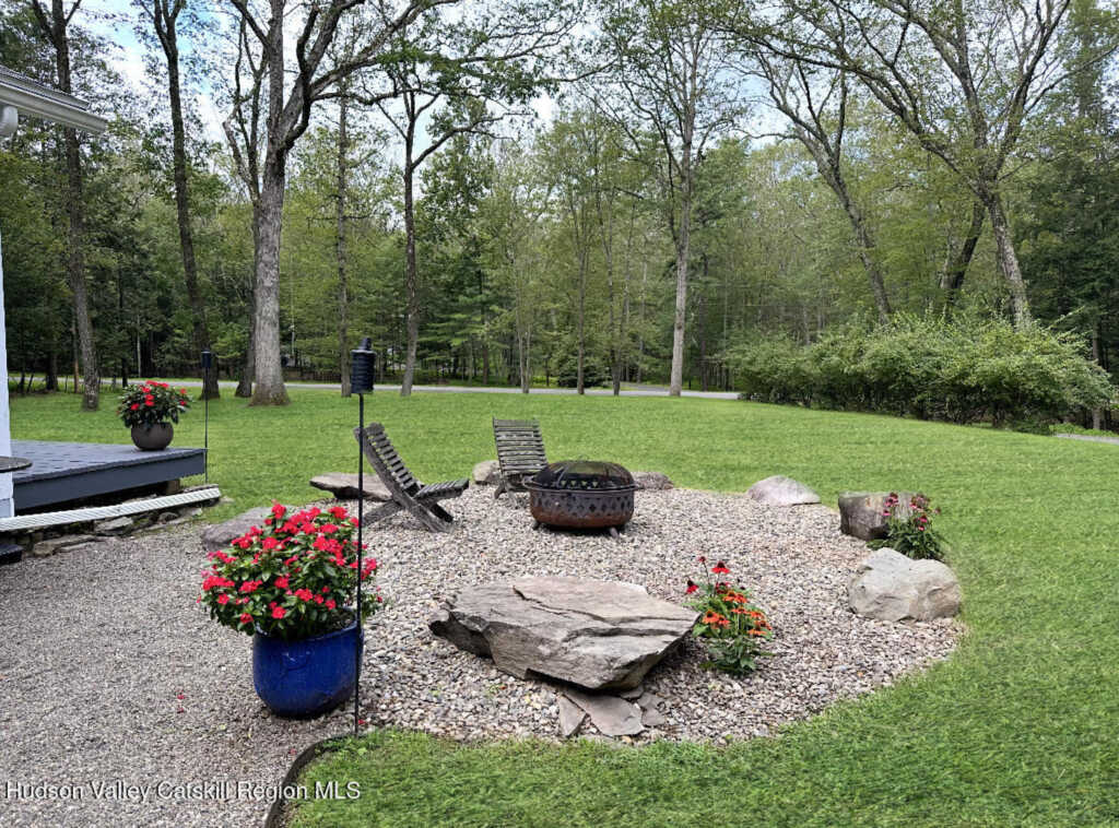 64 Meher Circle, Woodstock, NY 12498 - Photo 4 of 20