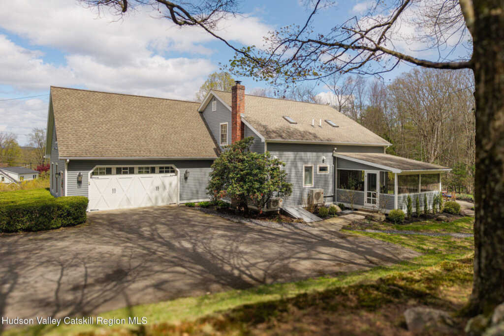 25 Vly Atwood Road, Stone Ridge, NY 12484 - Photo 3 of 35