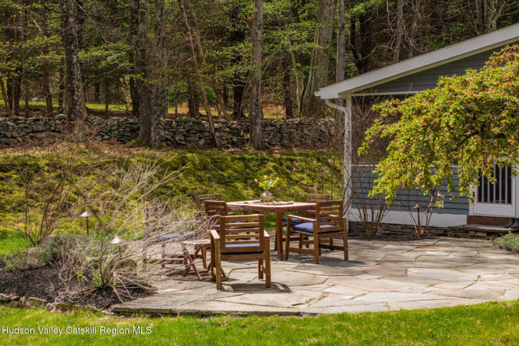25 Vly Atwood Road, Stone Ridge, NY 12484 - Photo 31 of 35