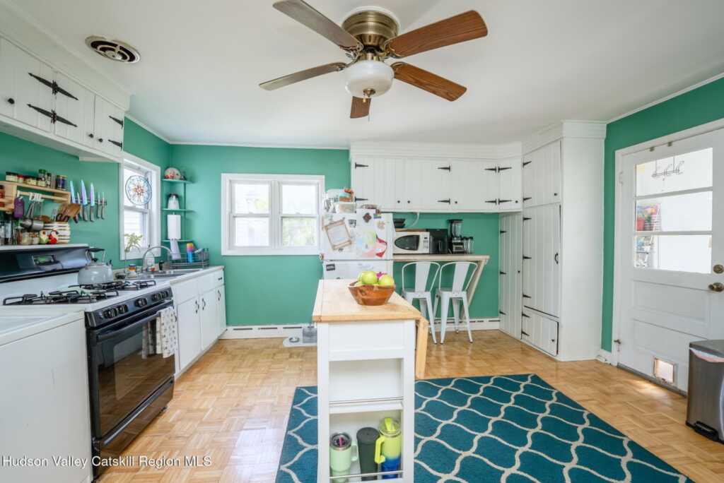 44 Hanratty Street, Kingston, NY 12401 - Photo 11 of 38