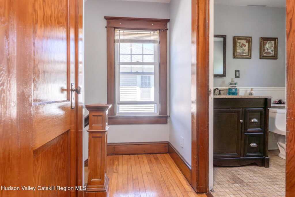 102 Emerson Street, Kingston, NY 12401 - Photo 28 of 50