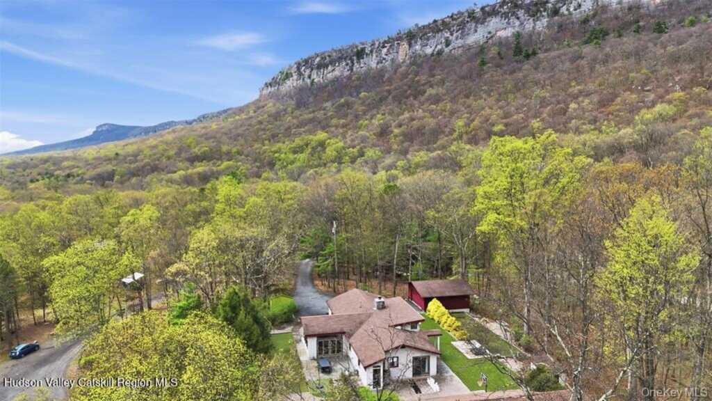 7 Marron Lane, New Paltz, NY 12561